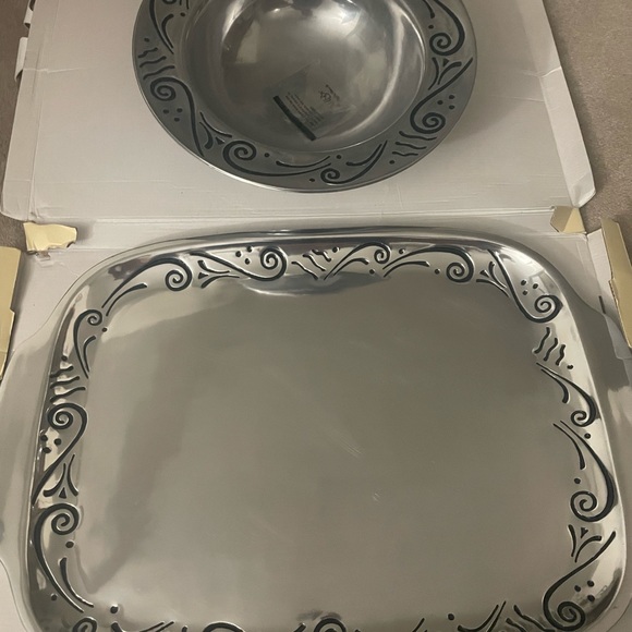 Lenox metal serveware . - Picture 1 of 4